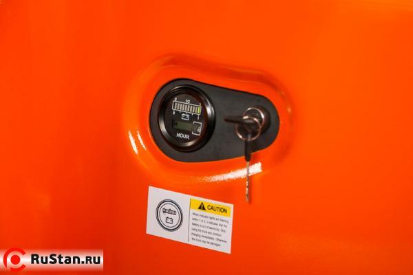 Штабелер электрический самоходный TOR 1.5т 4.5м CDDR15-II фото №4 Штабелер электрический самоходный TOR 1.5т 4.5м CDDR15-II фото №4