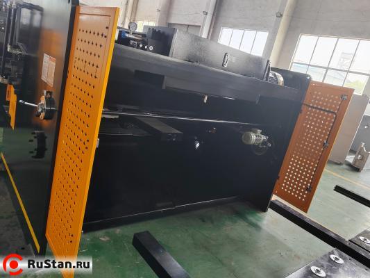 Гильотина гидравлическая Stalex HSB 2500x10 фото №9 Гильотина гидравлическая Stalex HSB 2500x10 фото №9