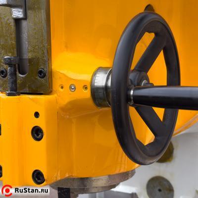 FH-100 универсальный фрезерный станок фото №6 FH-100 универсальный фрезерный станок фото №6