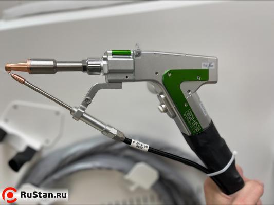 Ручной лазерный сварочный аппарат Raptor SFW-2000 5в1 (3000Вт Raycus) фото №4 Raptor SFW-2000 5в1 фото №4