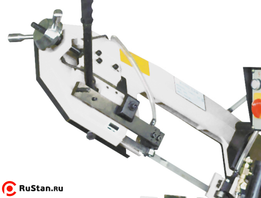 Рама и основание станка изготовлены из высокопрочного чугуна, что является залогом долгой службы, а также гарантирует высокую жесткость конструкции. фото №11 Рама и основание станка изготовлены из высокопрочного чугуна, что является залогом долгой службы, а также гарантирует высокую жесткость конструкции. фото №11