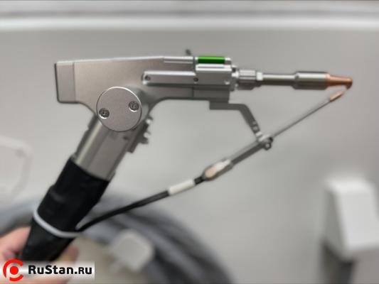 Ручной лазерный сварочный аппарат Raptor SFW-2000 5в1 (3000Вт Raycus) фото №6 Raptor SFW-2000 5в1 фото №6