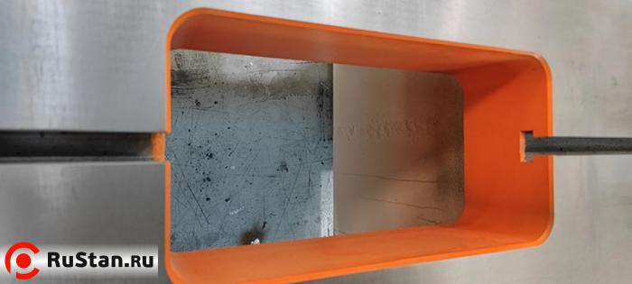 Отверстие в подштамповочной плите Пресс однокривошипный Qiaosen ST-60 (60 тонн) фото №7 Отверстие в подштамповочной плите Пресс однокривошипный Qiaosen ST-60 (60 тонн) фото №7