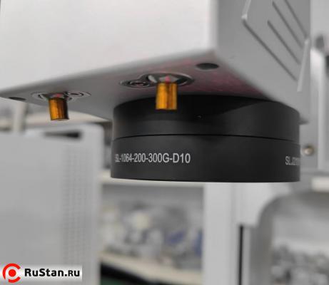 Лазерный маркиратор по металлам Raptor S-50B (300x300) JPT LP 50Вт с поворотной осью фото №9 Raptor S-50B (300x300) JPT LP фото №9