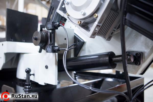 Датчик выключения станка в нижнем положении пильной рамы и датчик поднятия рамы в верхнее положение фото №4 Stalex BS-460G фото №4