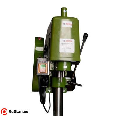 Настольный резьбонарезной станок TPM12 фото №6 TPM12 фото №6