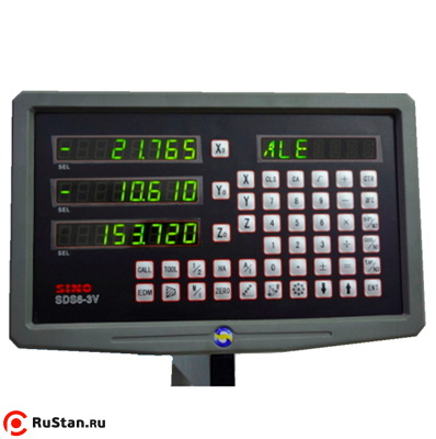Многофункциональная УЦИ SINO SDS6-3V позволяет отслеживать перемещение по трем осям с дискретностью 1 знак. Помимо этого УЦИ имеет различные функции для расчета при изготовлении конусо- или дугообразных деталей. фото №15 METAL MASTER Z46200 фото №15