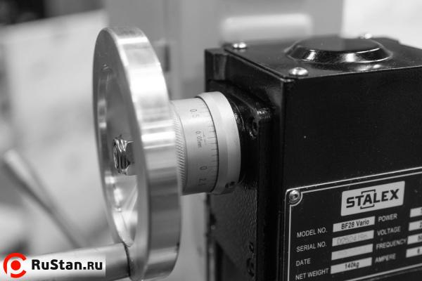 Фрезерно-сверлильный станок STALEX SBM-28 Vario фото №8 SBM-28 Vario фото №8